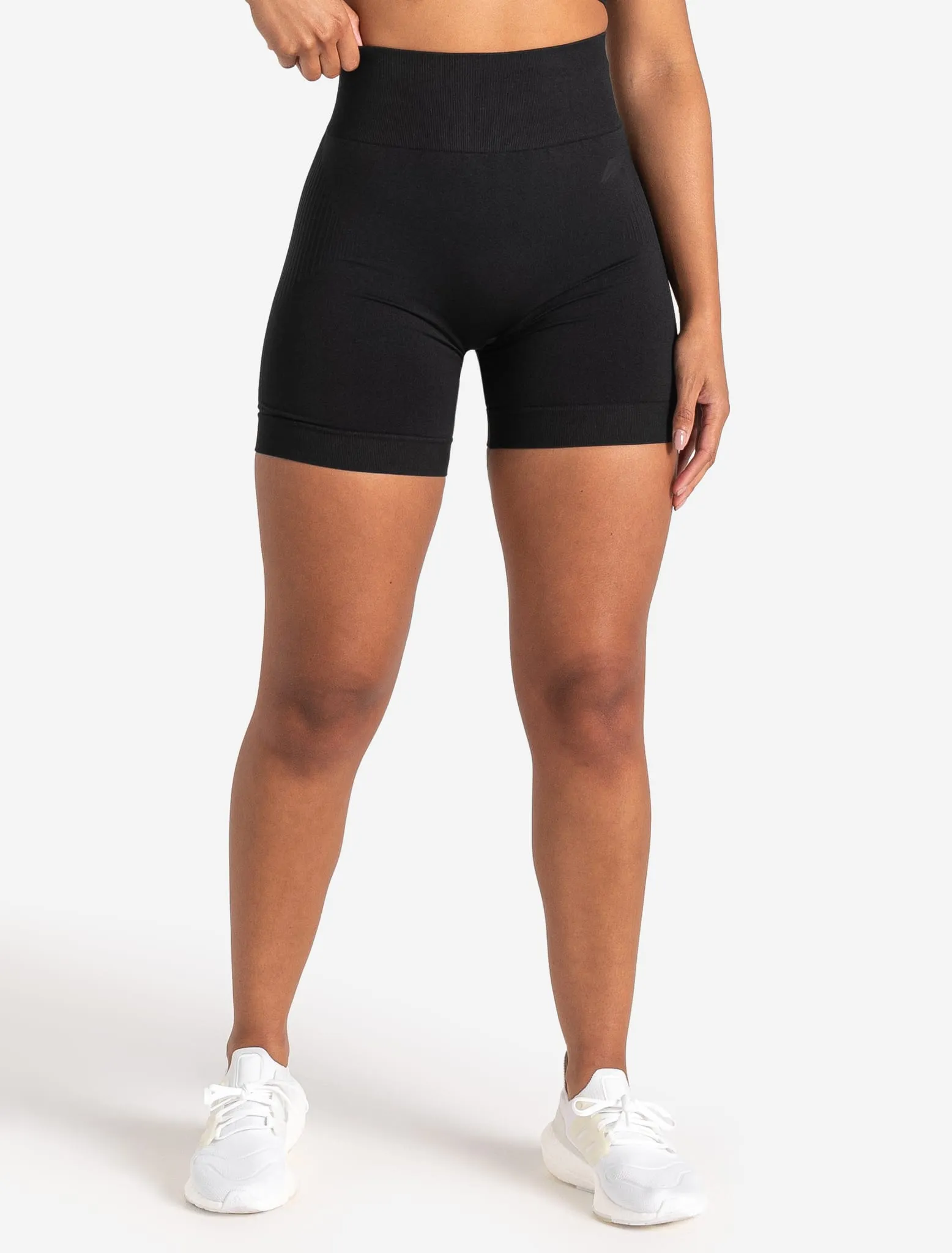 ADAPT 2.0 Seamless Shorts - Blackout