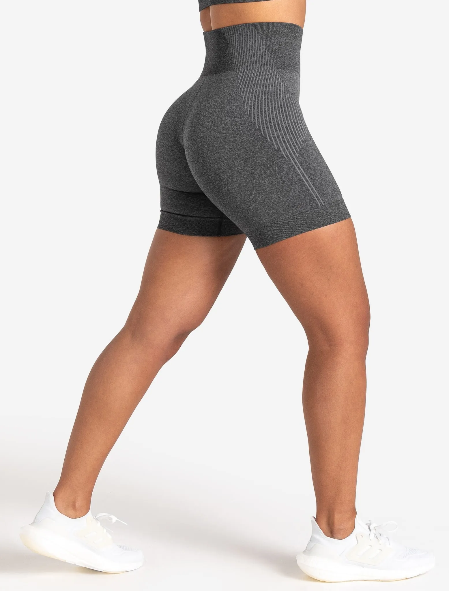 ADAPT 2.0 Seamless Shorts - Charcoal