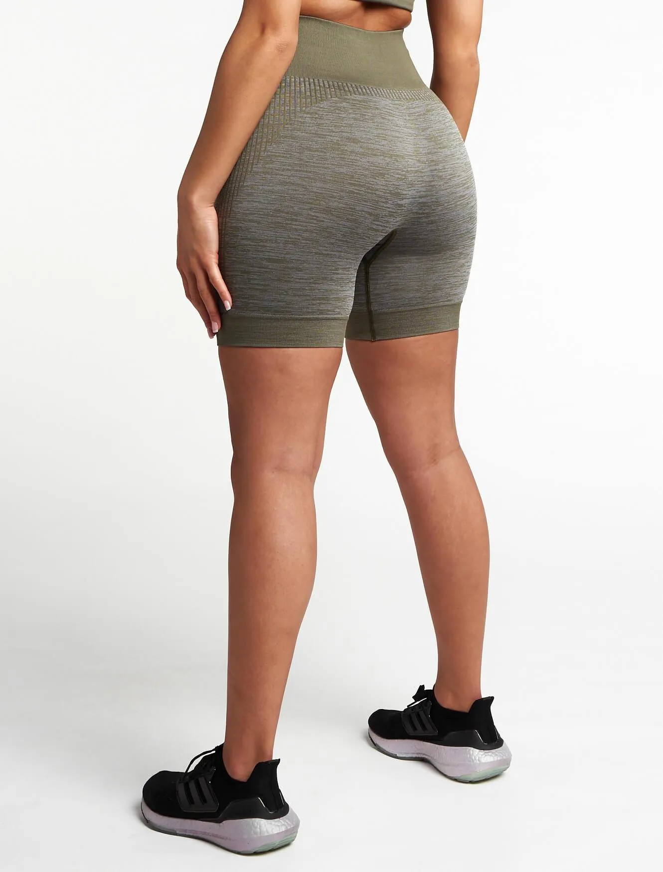 ADAPT Seamless Shorts - Khaki