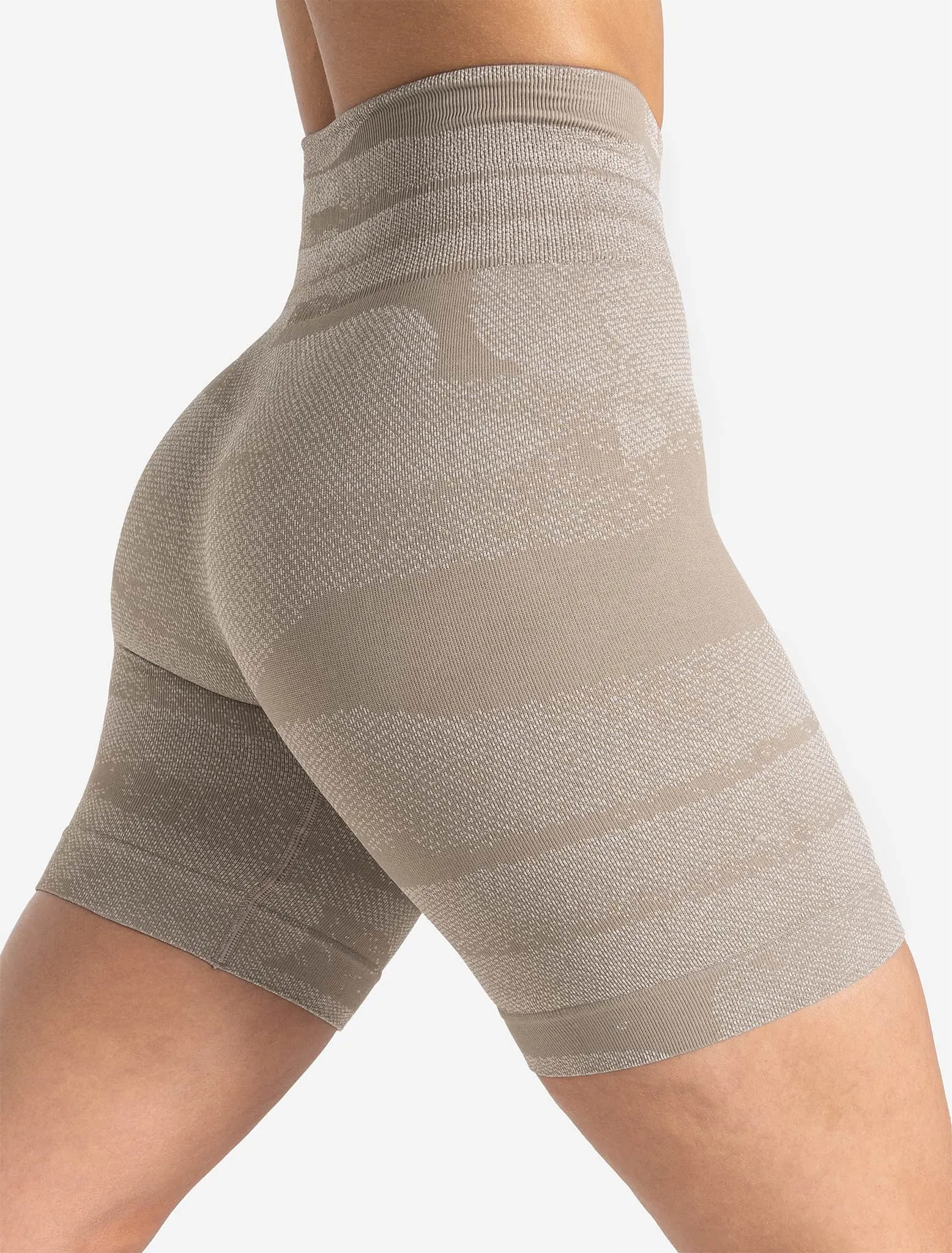 Boost Seamless Shorts - Neutral