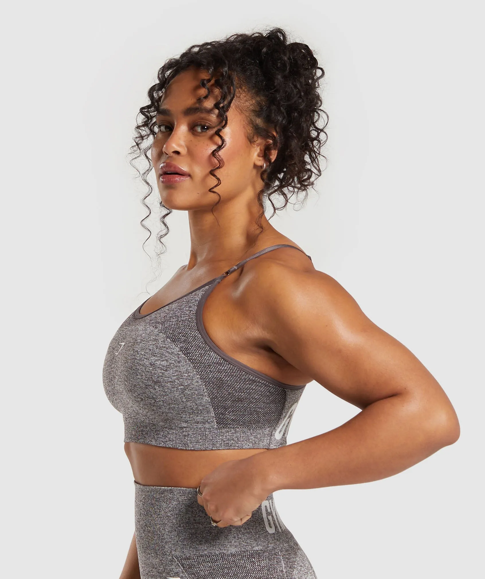 Gymshark Flex Strappy Sports Bra - Greyed Purple/White