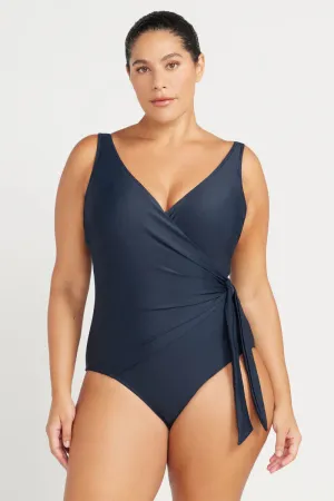 Hues Underwire Swimsuit In Navy - ArteSands