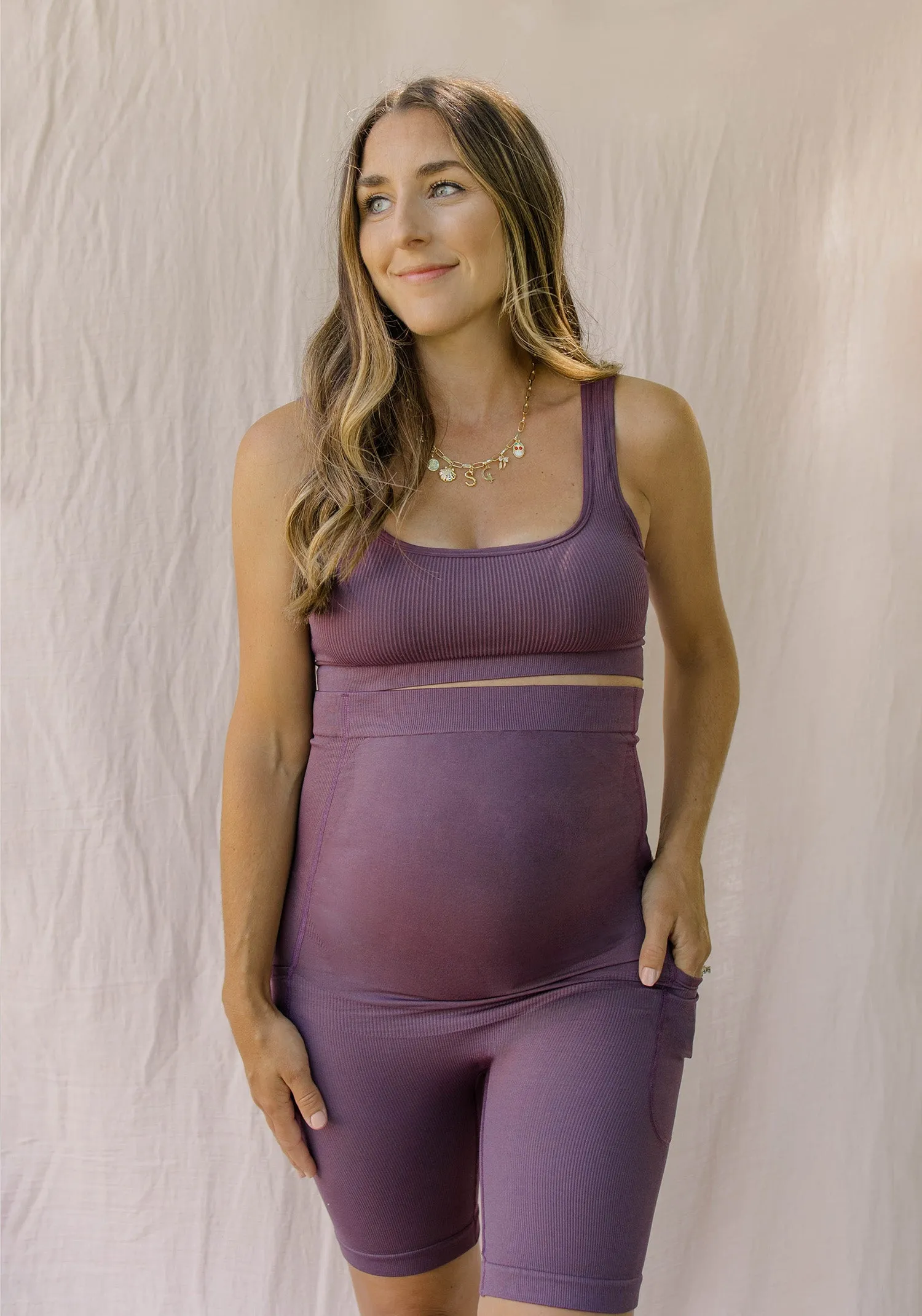 Maternity Biker Shorts   Pockets & Ribbed Bralette