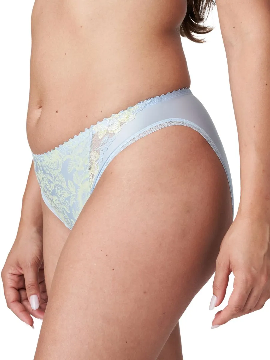 Nuzha Rio Brief