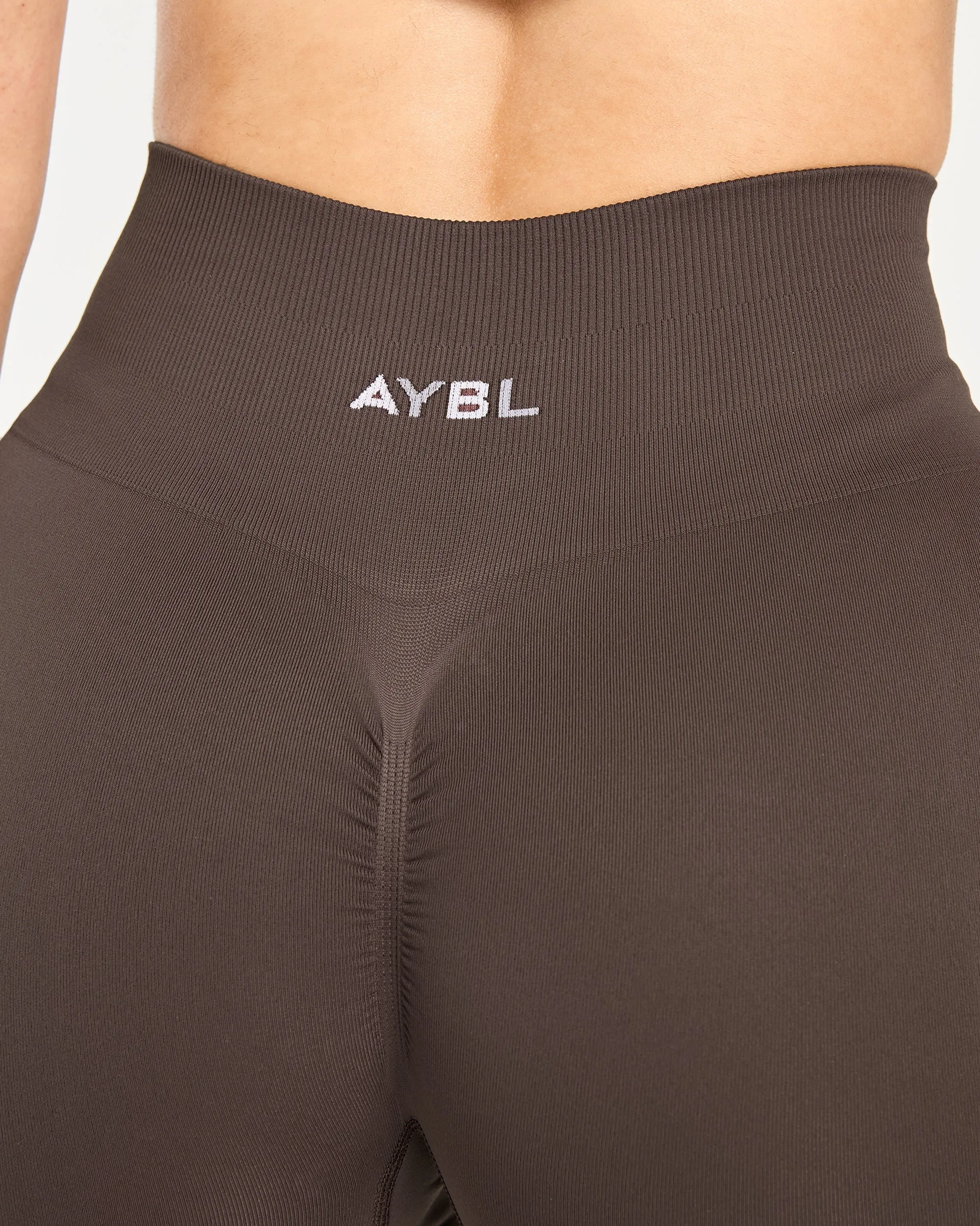 Power Seamless Shorts - Chestnut Brown