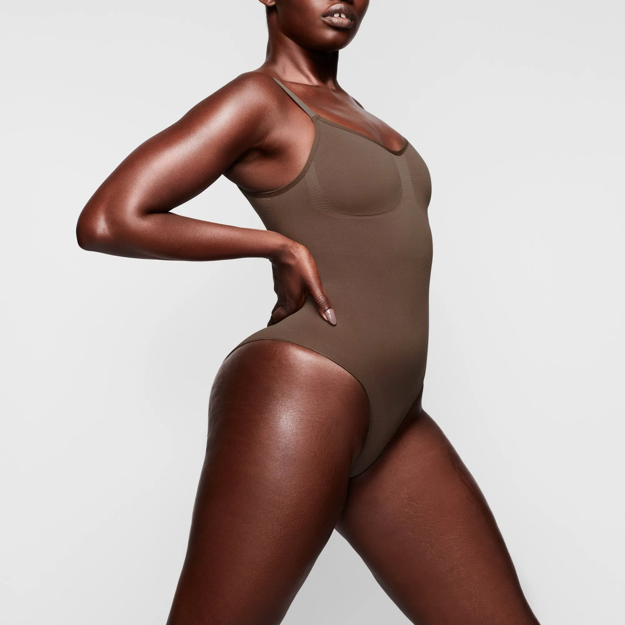 SCULPTING BODYSUIT W. SNAPS | OXIDE