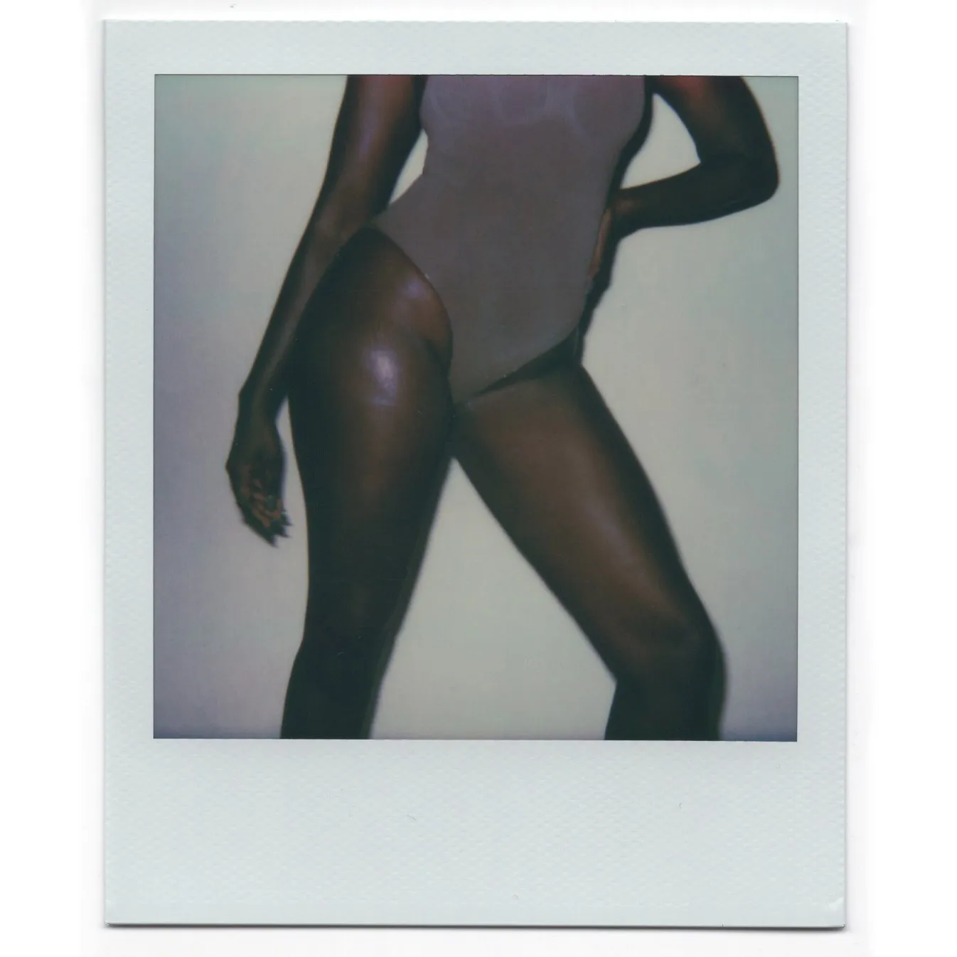 SCULPTING BODYSUIT W. SNAPS | OXIDE