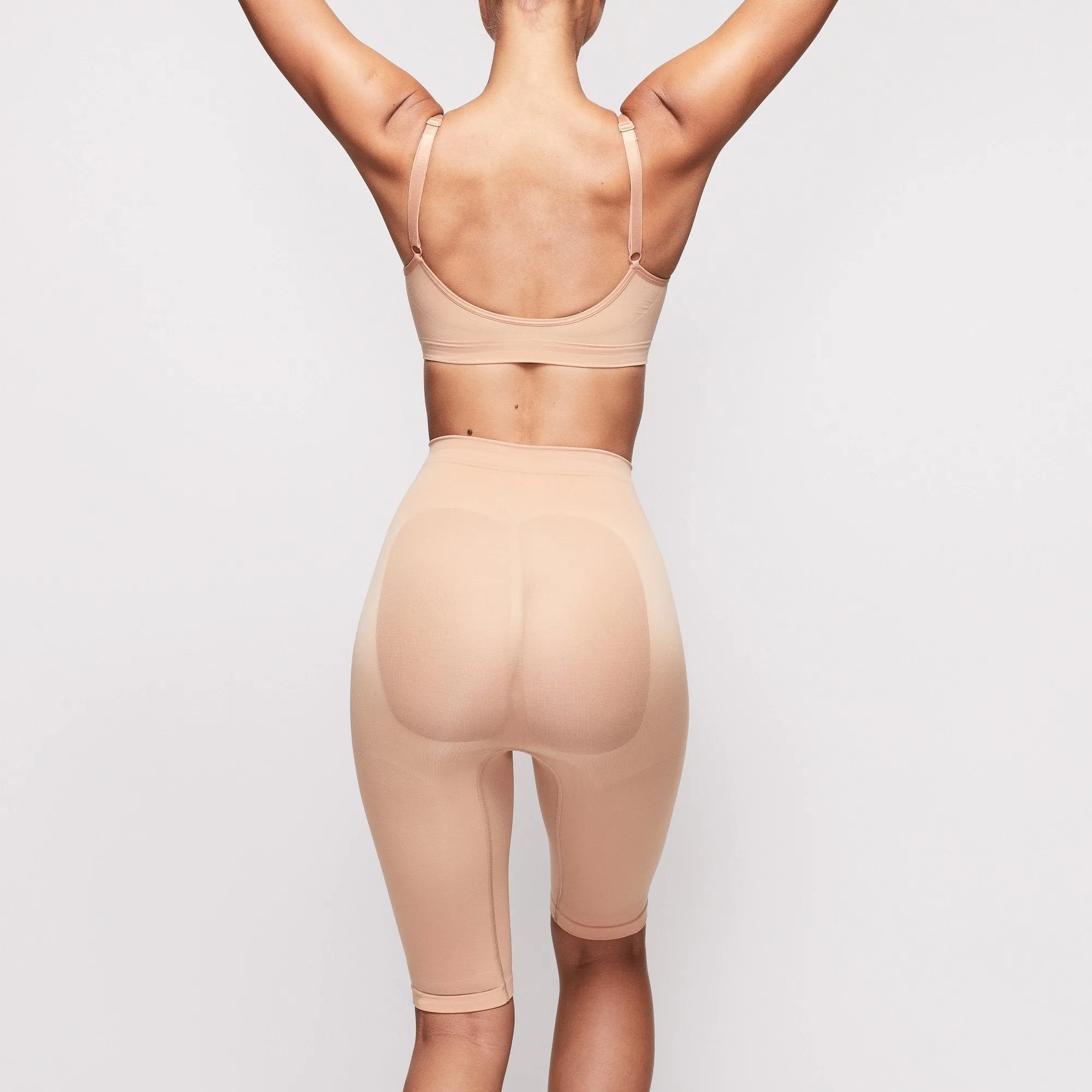 SCULPTING SHORT ABOVE THE KNEE W/ OPEN GUSSET | OCHRE